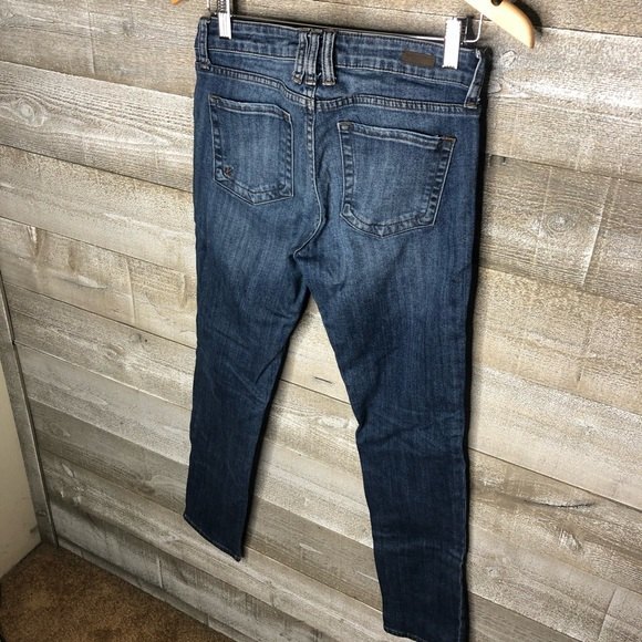 Kut from the Kloth size 2 distressed straight leg jeans - Picture 4 of 5